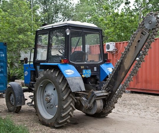 Траншеекопатель в аренду в Вельске и  Архангельской области