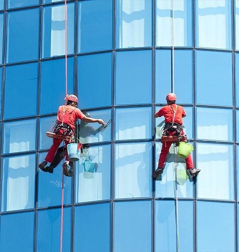 Мытье фасадов промальпинистами в Вельске